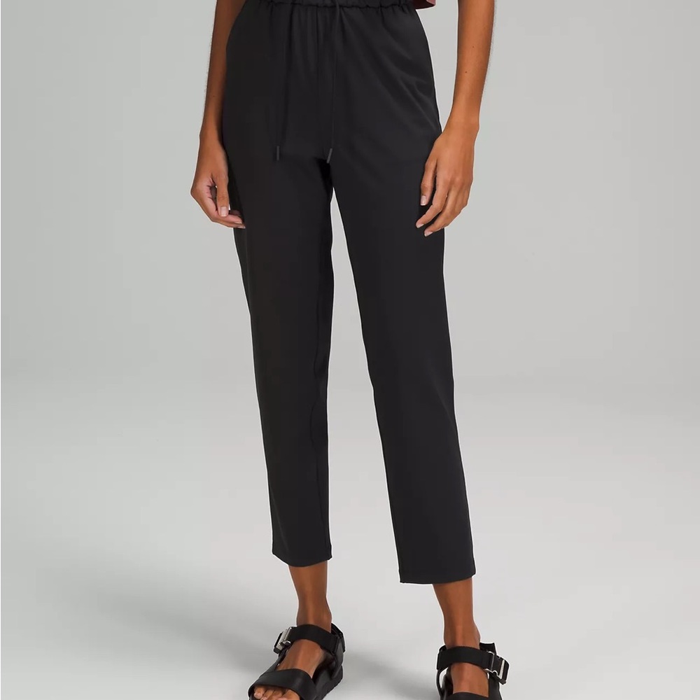 Lululemon Stretch High-Rise Pant 7/8 Length - Size 8 - Black